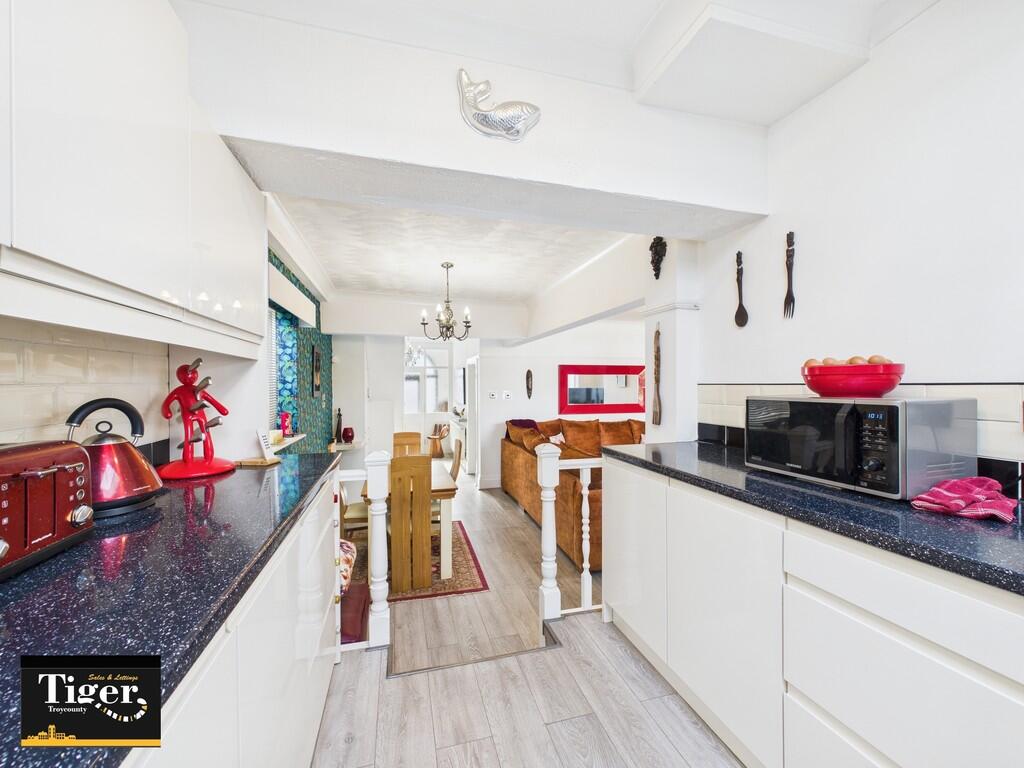 CAM03440G0-PR0415...