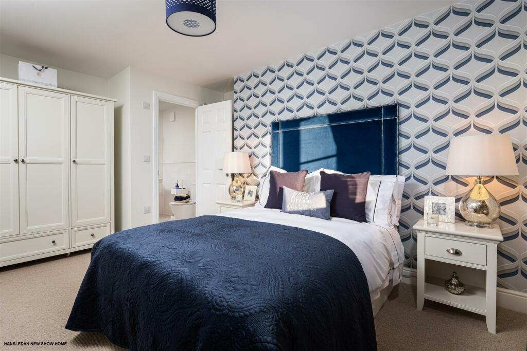 CG Fry show home