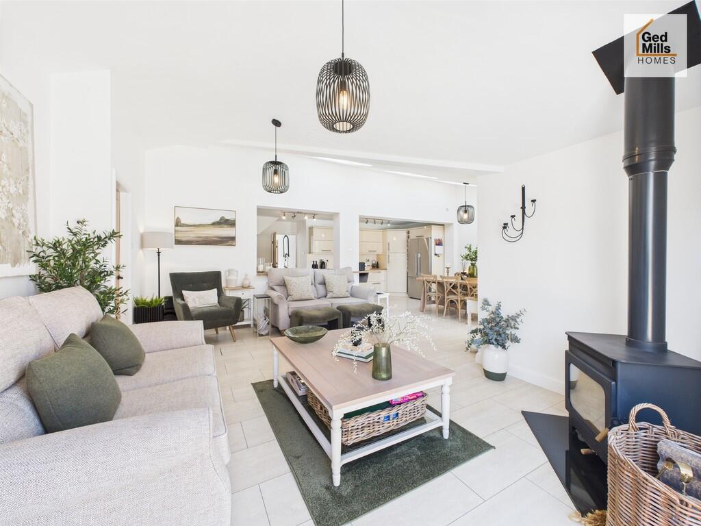 CAM04261G0-PR0047...