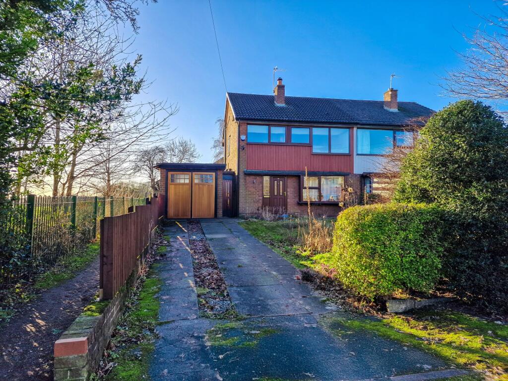 Wingate Avenue, Seddons Farm, Bury, BL8
