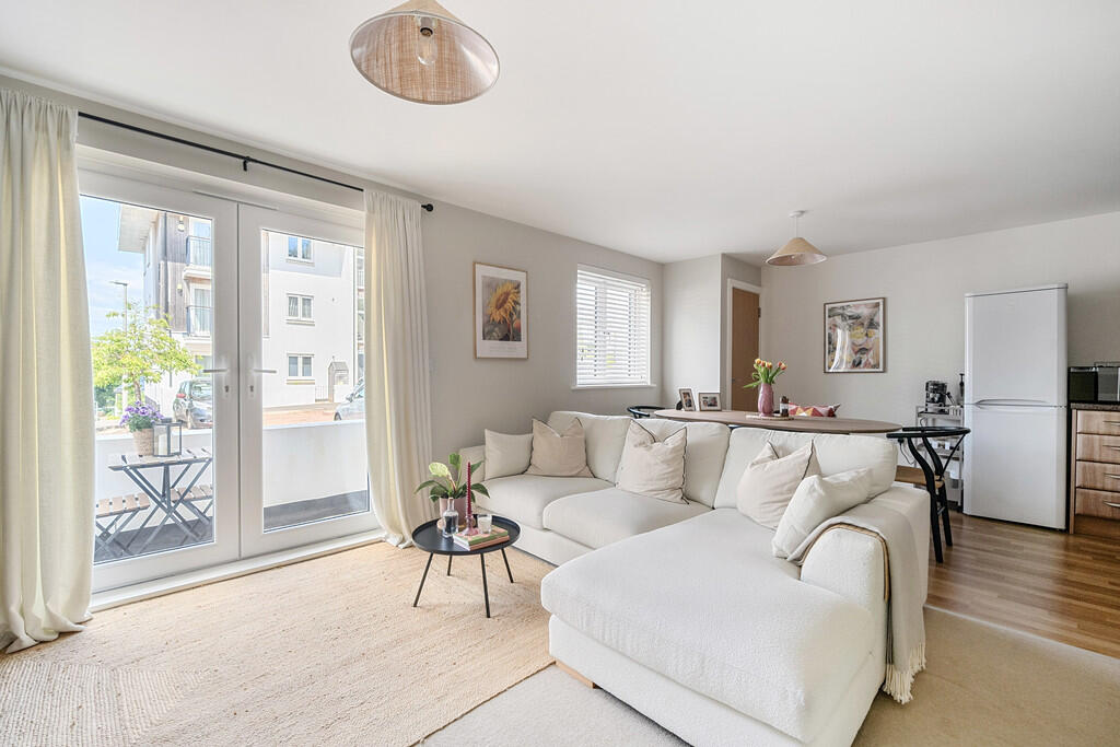 1302737-11-683db8...