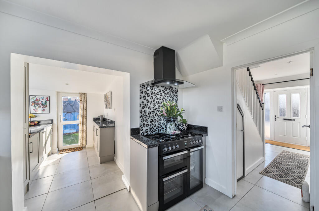 138463566925a4236a501