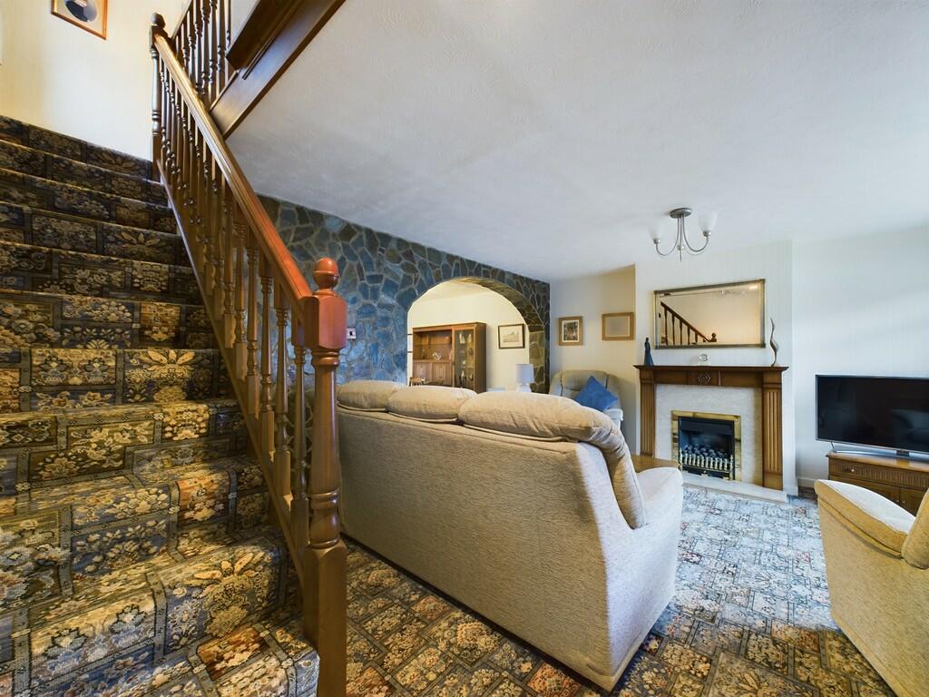 CAM02060G0-PR0269...