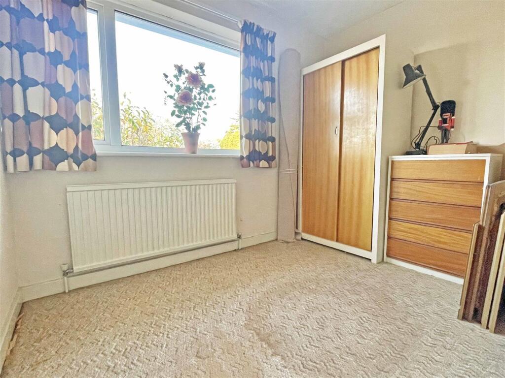 bed3.jpg