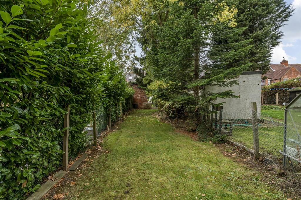 114 Main Street, Swannington