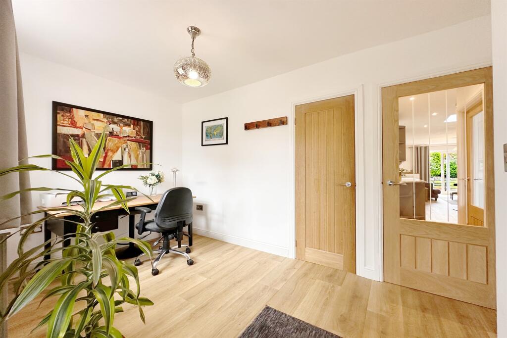 RECEPTION HALL / STU