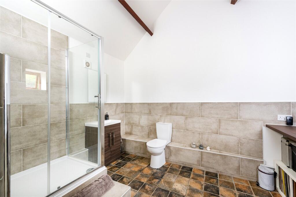Annexe Shower Room