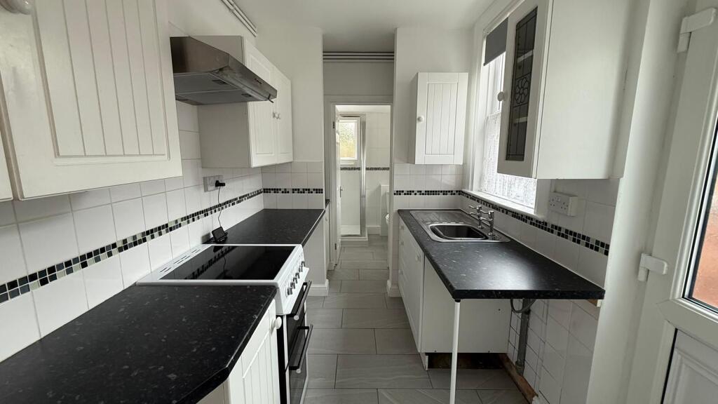 Kitchen 1