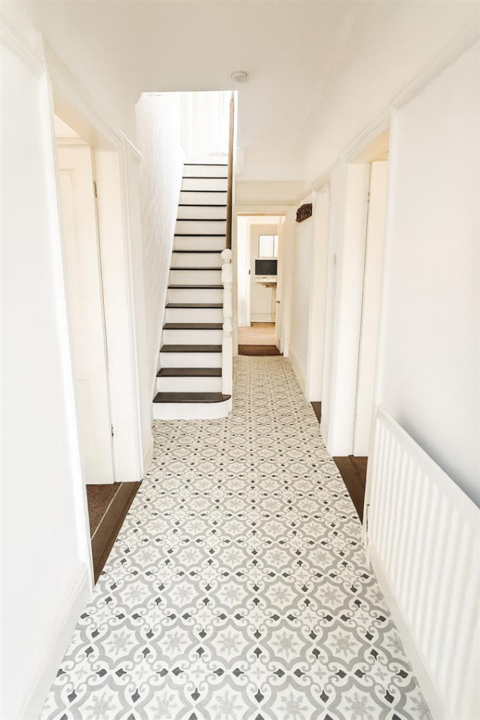 ChatGPT Image Aug 28, 2025, 12_52_02 PM.png