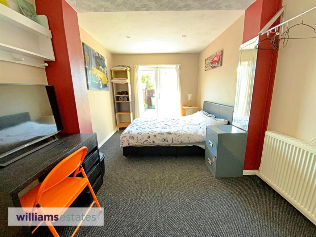 G.F bedroom 2/ Dining room