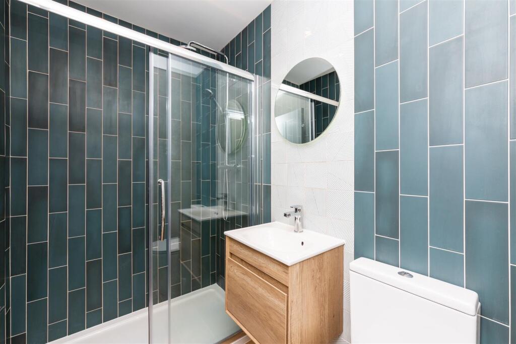 Shower Room 1