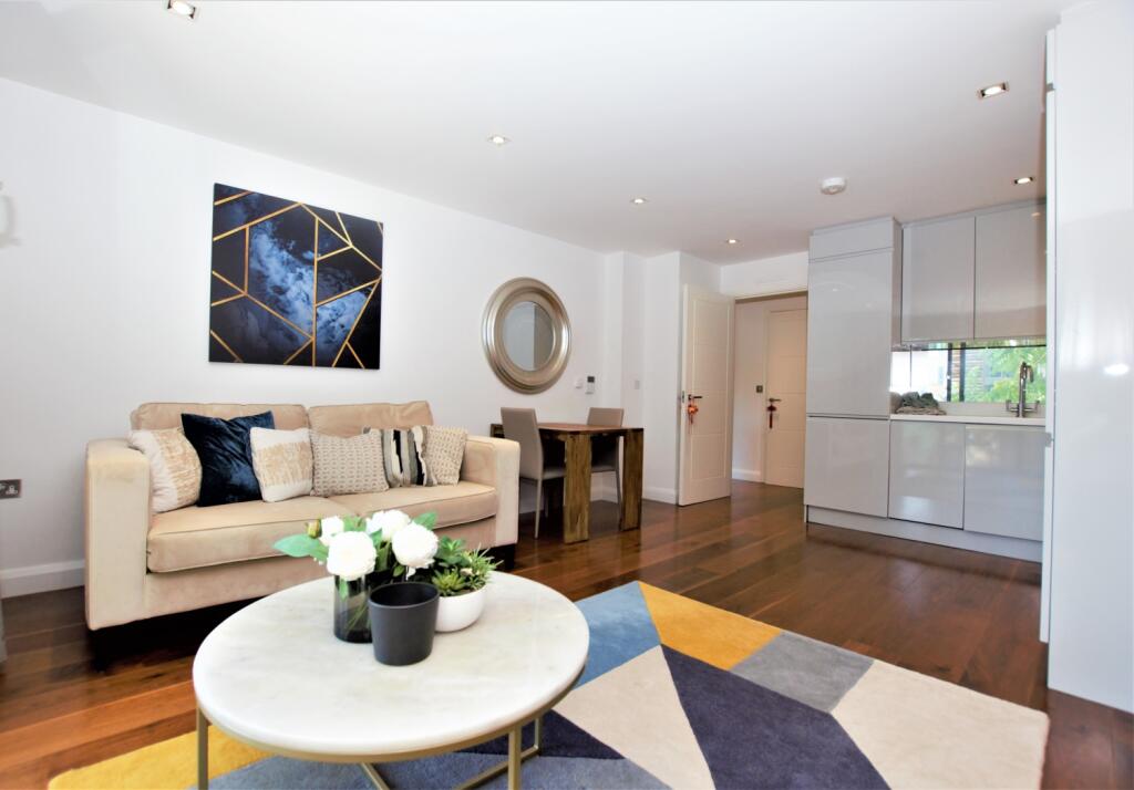 Living Room (6)