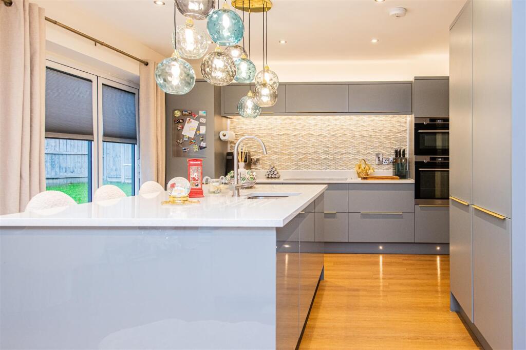 home-838.jpg