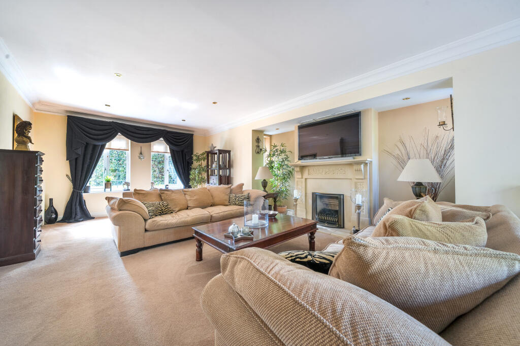 Living room 1