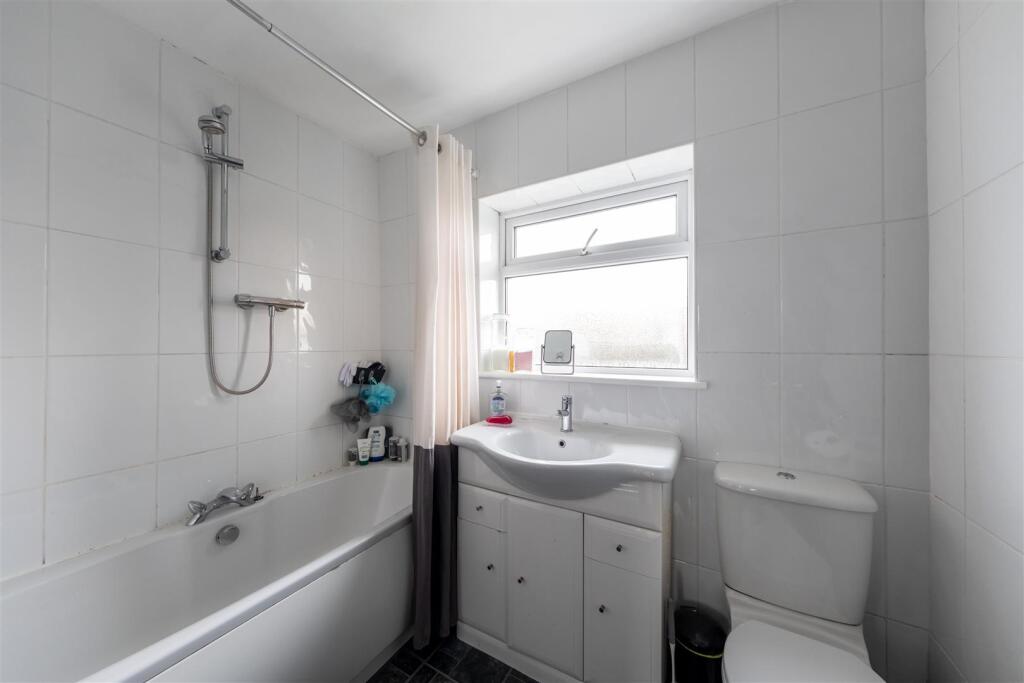 24 St Georges Crescent-015.jpg