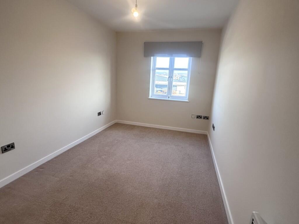BEDROOM NEXT