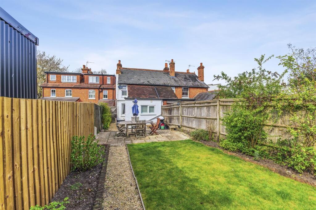 88914_17 Oliver Road(22)_low.jpg