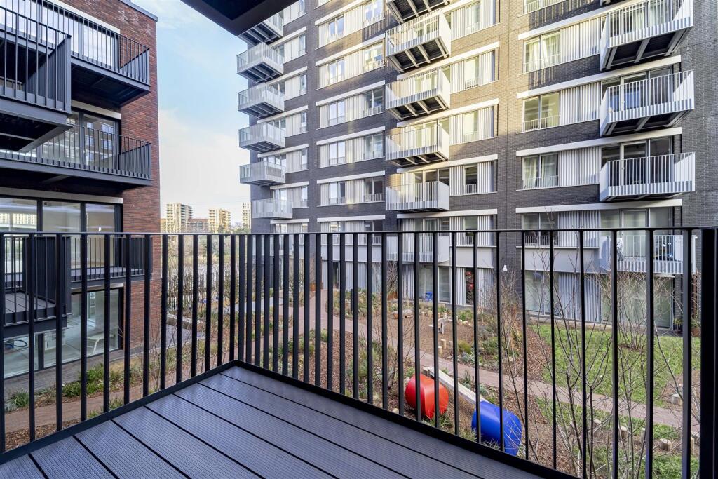 Balcony       .jpg