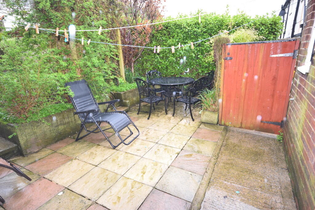 GARDEN 