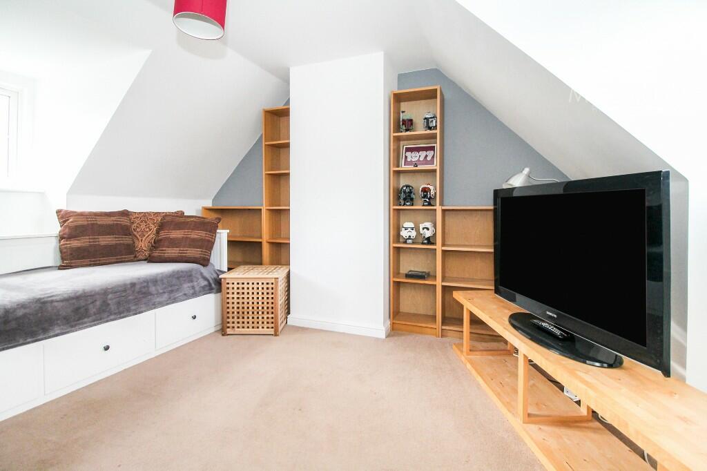BEDROOM FIVE