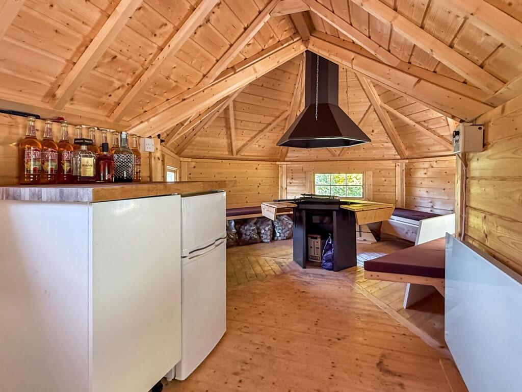 BBQ Cabin