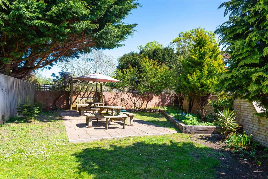 Outside Front (4).jpg