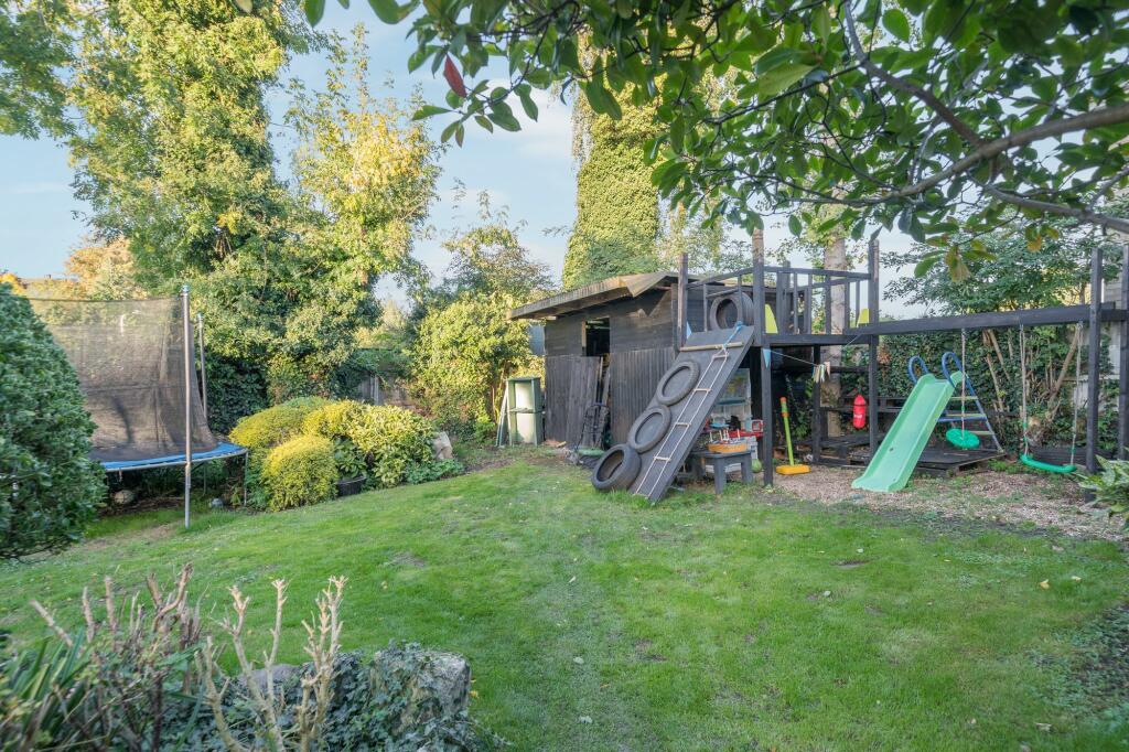 Rear garden (7)