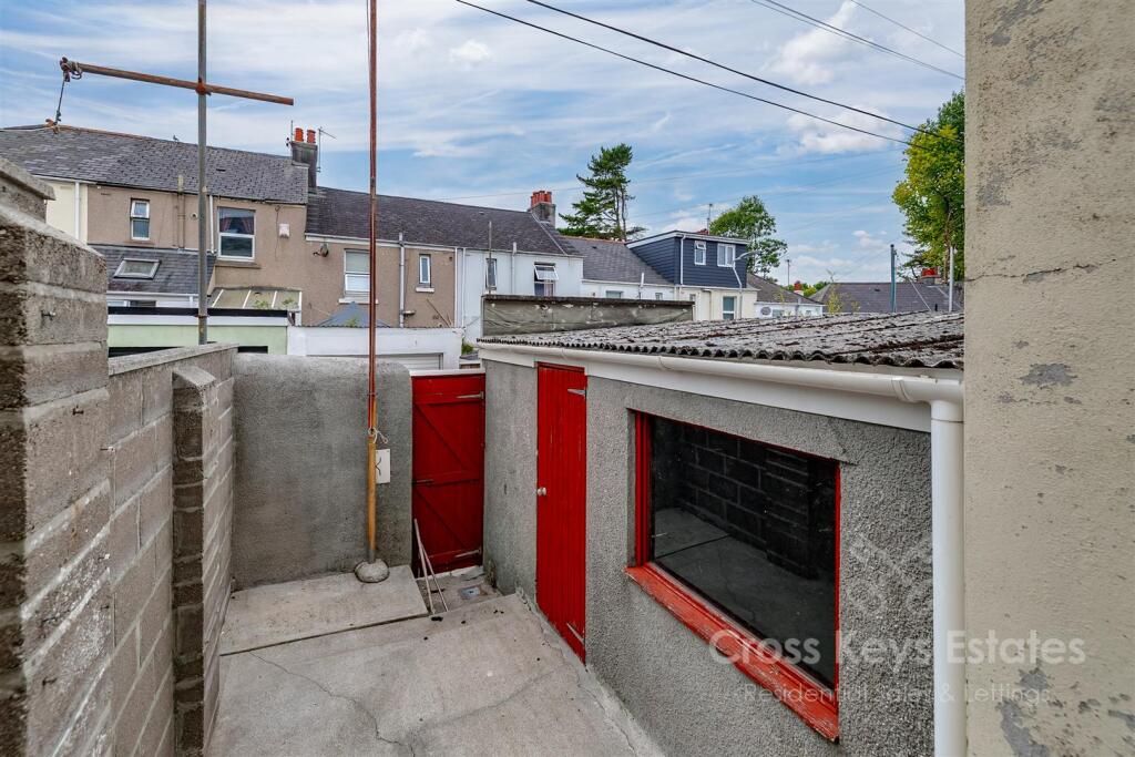 Courtyard And Garage