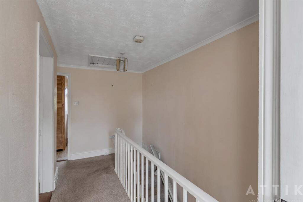 28 Norwich Road Halesworth IP19 8BX (13).jpg