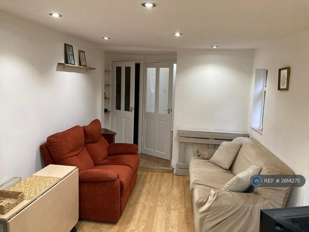 Dining / Living Area
