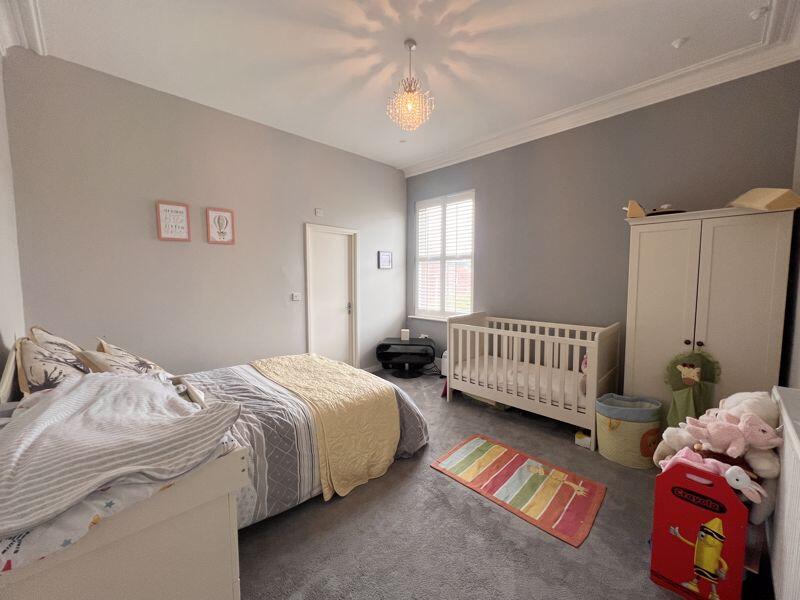 21 - Bedroom 3