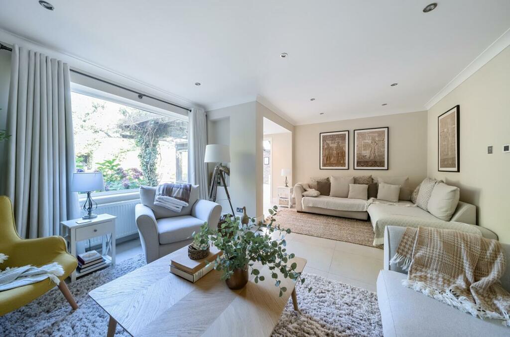 Davidson Frost-Wellings, DFW, Clamp Hill, Stanmore