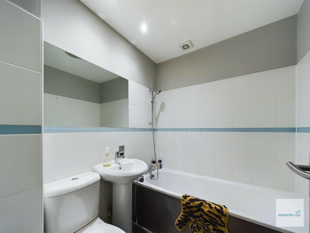 CAM03394G0-PR0060...