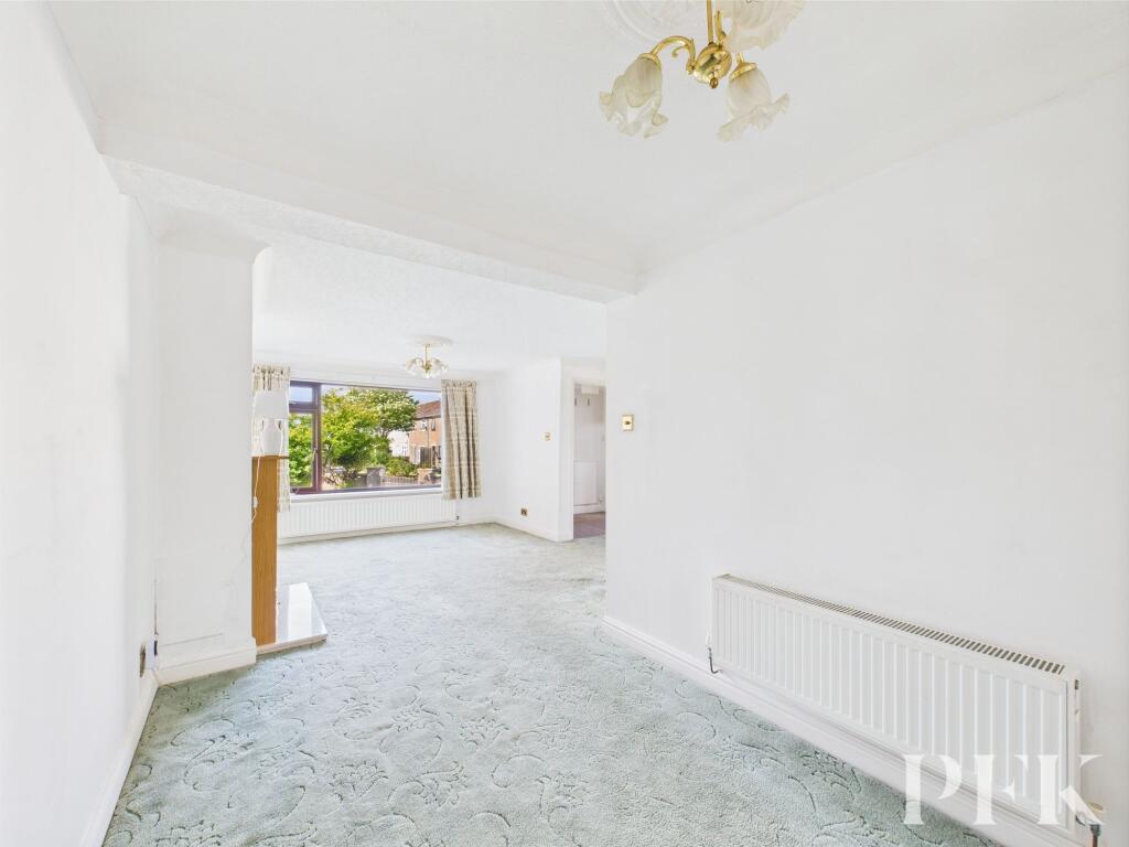 Living Room/Dining Room