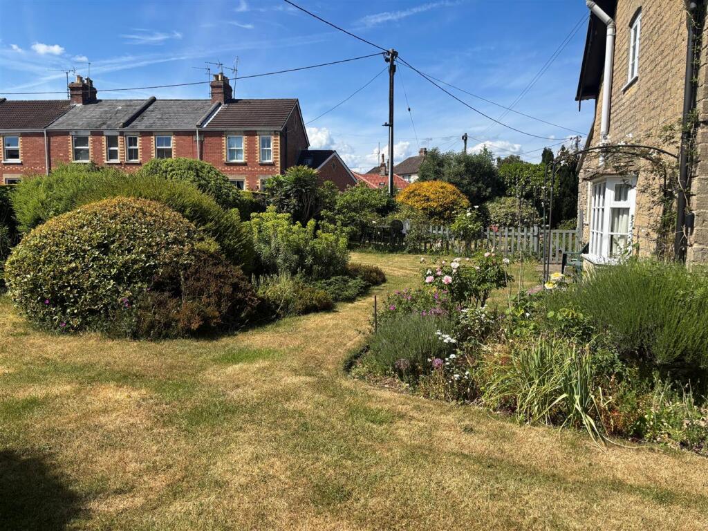 Garden 6.jpg
