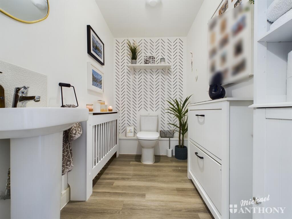 CAM02773G0-PR0226-STILL004