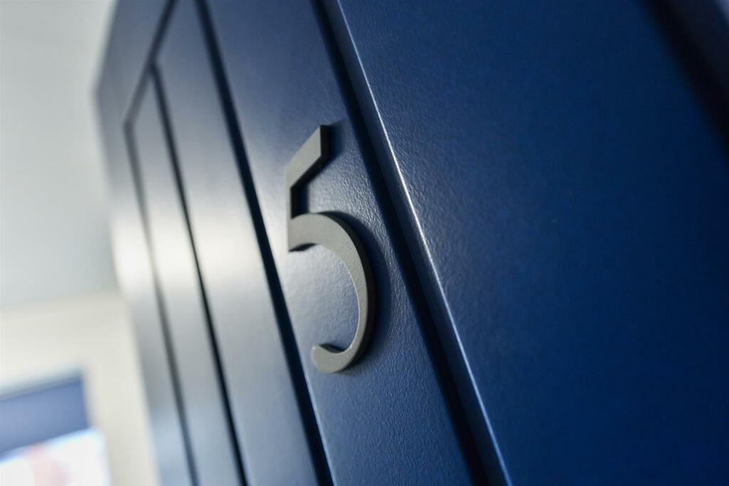 21crownst-22.jpg
