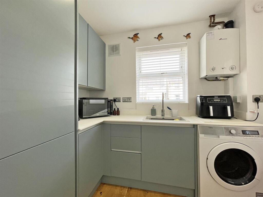 Ramsey Gardens 82 - Utility.jpg