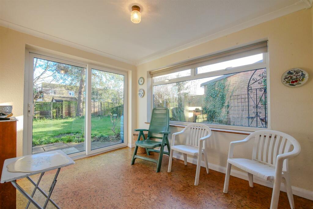 SUN ROOM