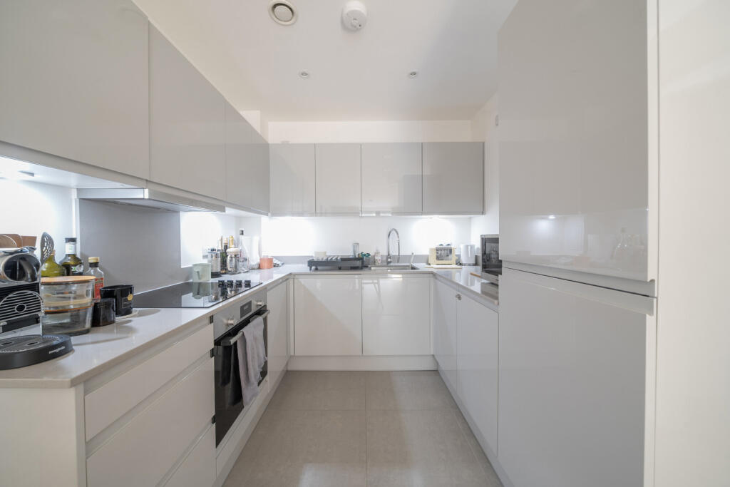 1302073-4-68432df...