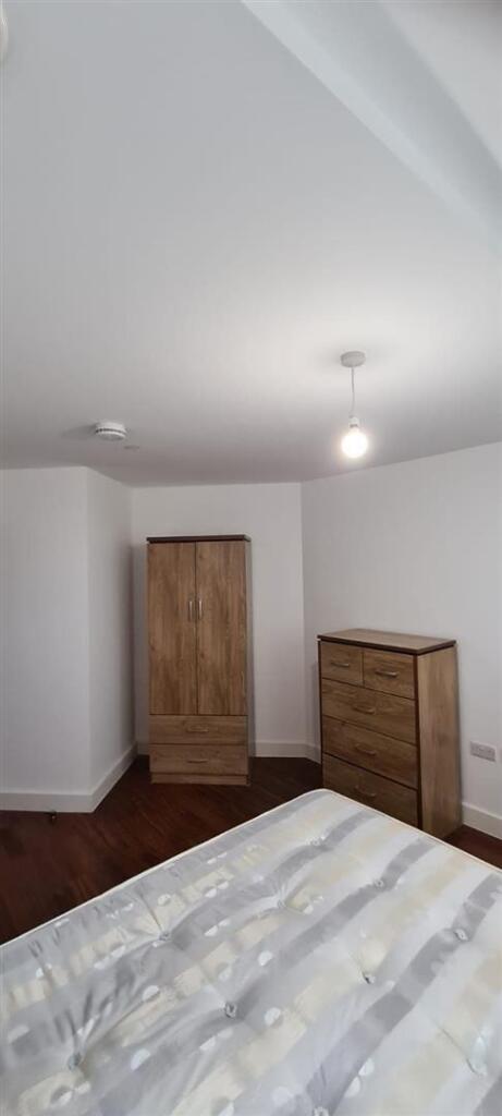 advertising pictures 1404 one Hagley rd_15.jpg