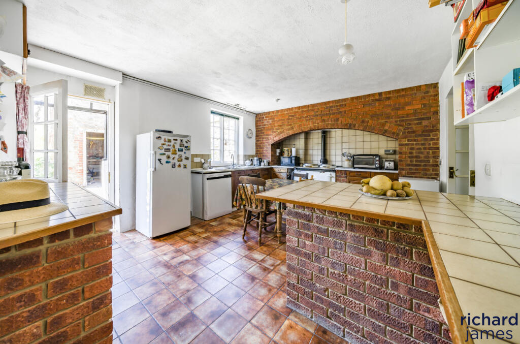 be322a0d-5cca-42d...