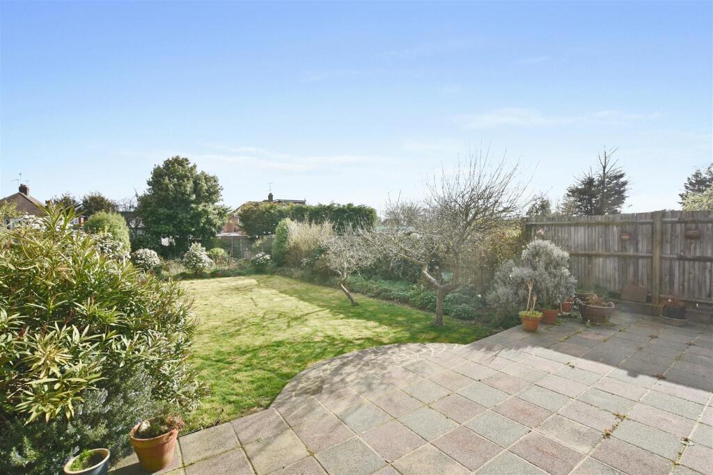 10-13f8GCWT - 22 Jersey Ave - Gdn -Original (6).JP