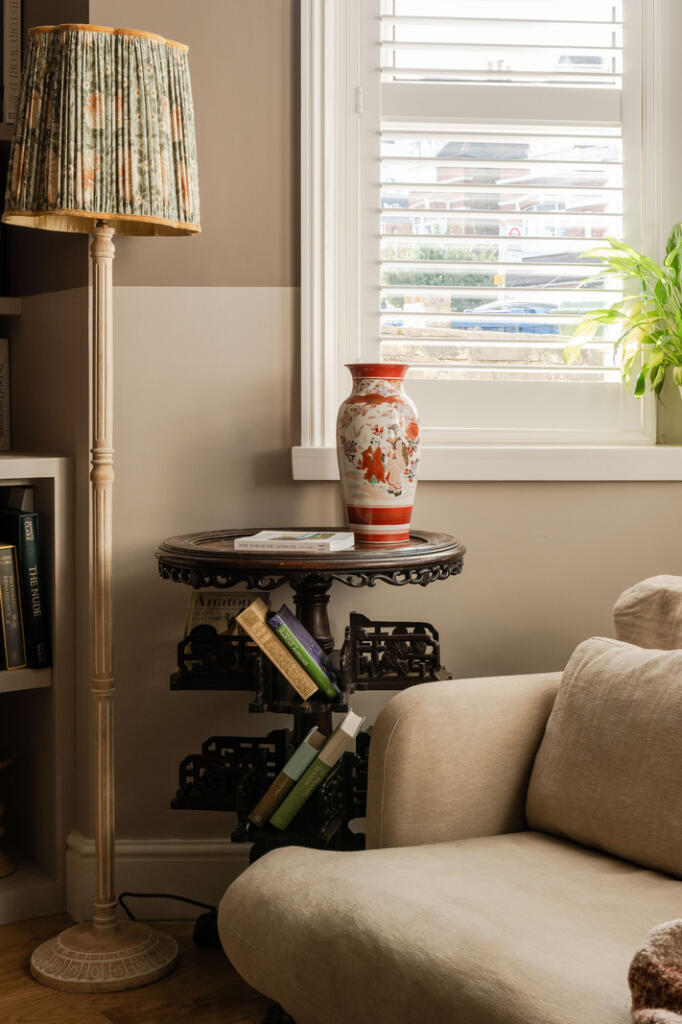 258423 - Lordship Lane, London SE22 - high res ...