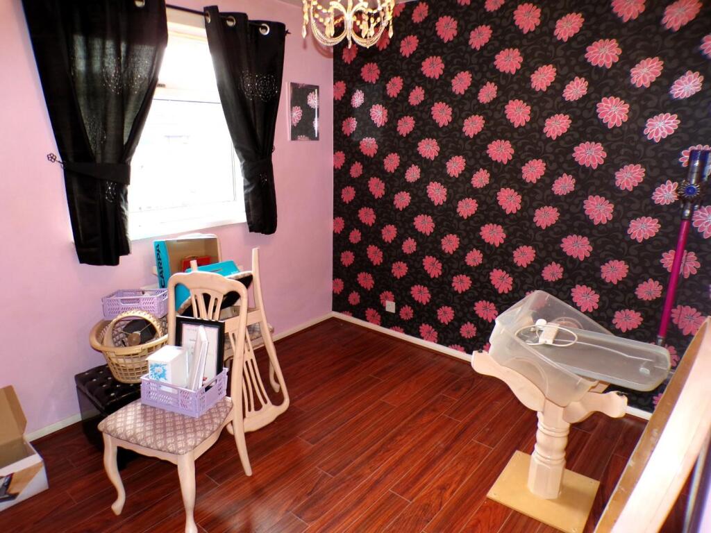 LimerstonDv3bed2.JPG
