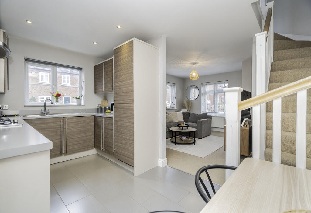Kitchen/dining space