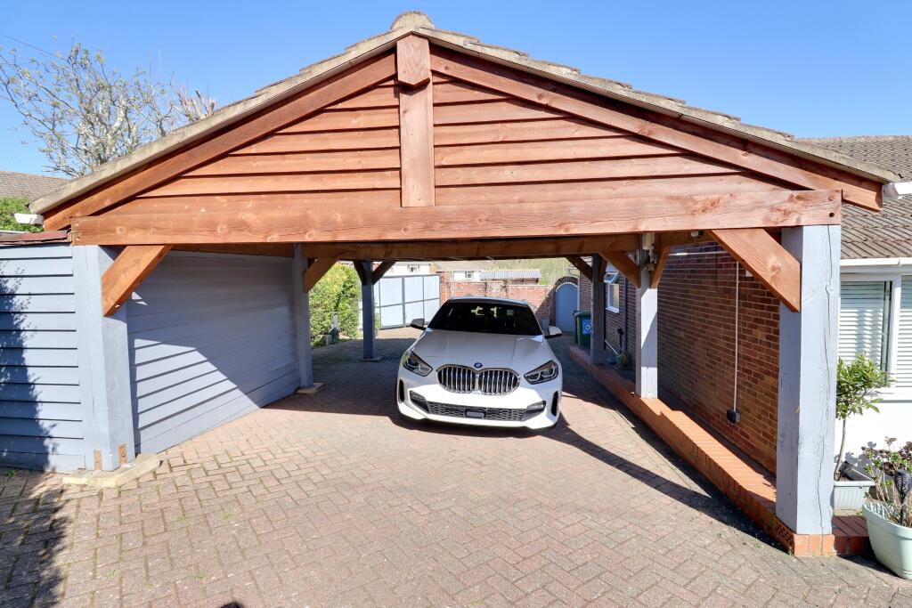 CARPORT