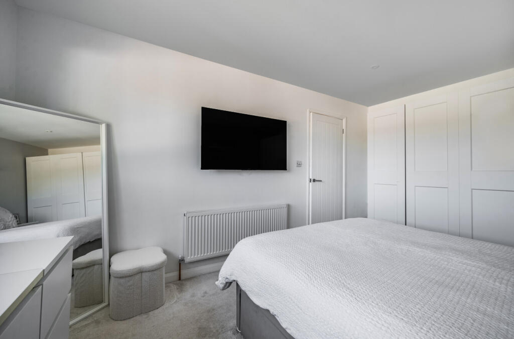 1361243-9-68dbb9a...