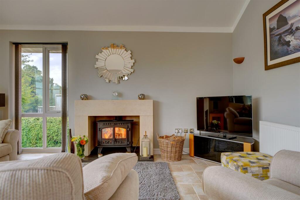 Waters Edge (14).jpg