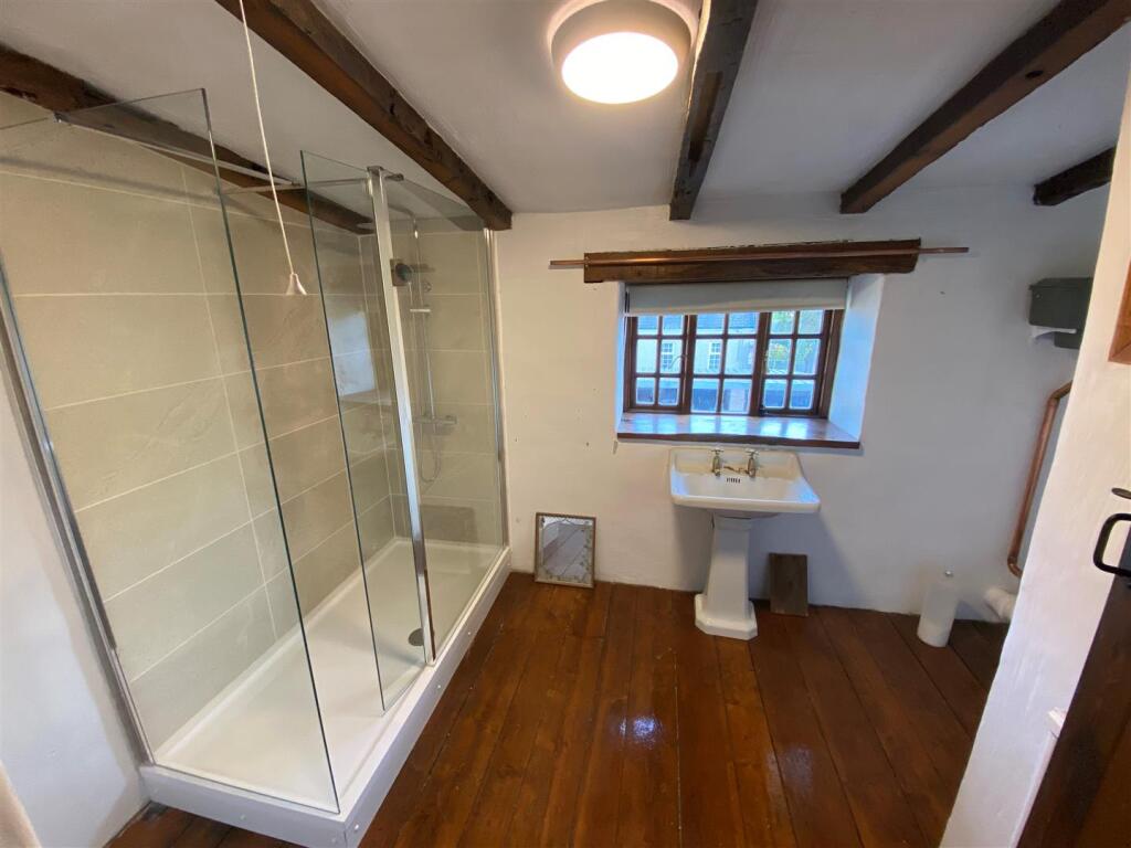3the squarebath3.jpg